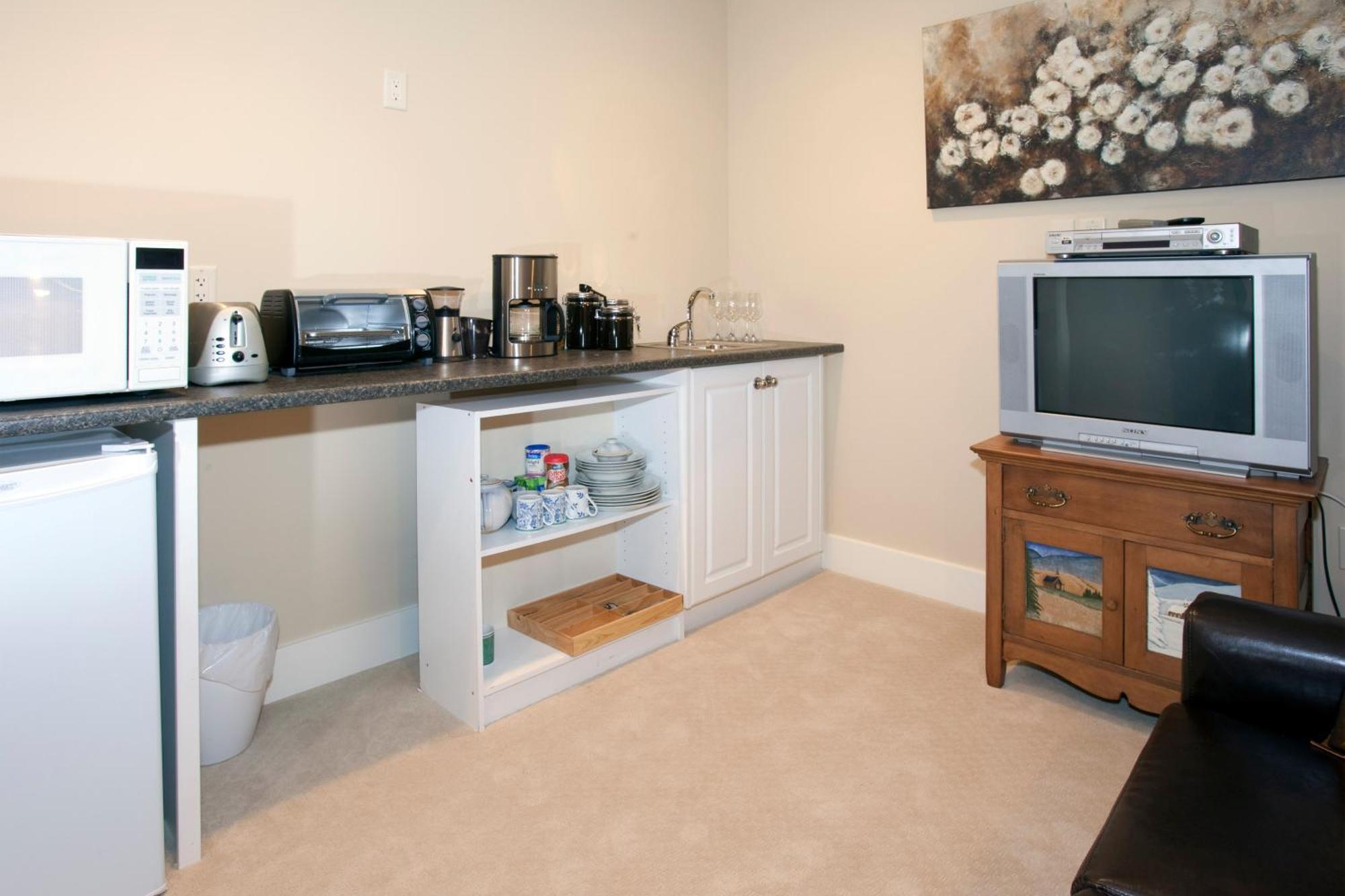OKeefes Landing Bed & Breakfast Vernon Exterior foto